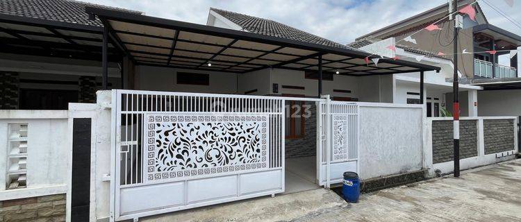 Jual Rumah Minimalis Modern Bebas Banjir Dibandung 1