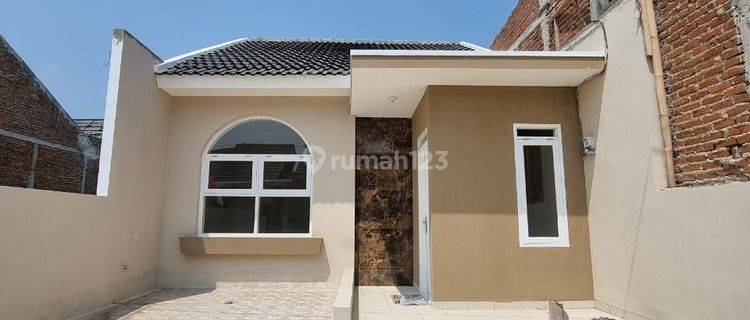 Jual Rumah Minimalis Modern Bebas Banjir Dibandung 1