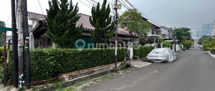 Ready-to-Live House, 3-Car Road, Comfortable, Safe, and Quiet 1