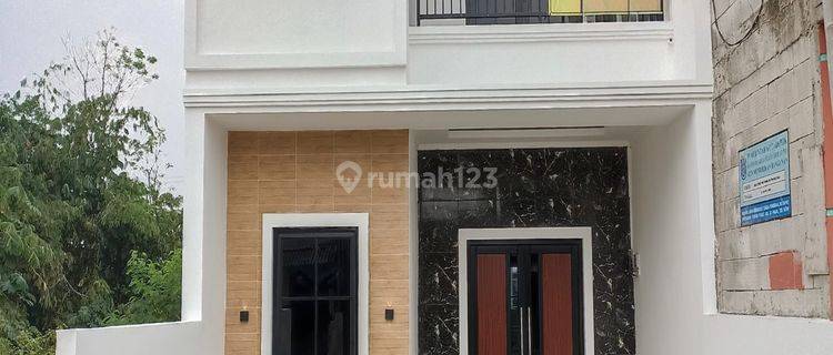 RUMAH NYAMAN 2 LANTAI STRATEGIS DEKAT PINTU TOL DESARI 1