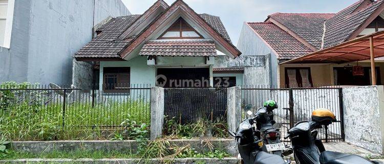 RUMAH TUA HITUNG TANAH DALAM KOMPLEK GIRILOKA BSD CITY, TAMGERANG SELATAN #CHWW 1