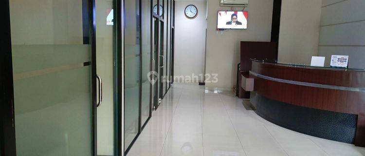 Dijual Ruko 3 Lantai Furnished Bagus di Sayap Sunda Bandung 1