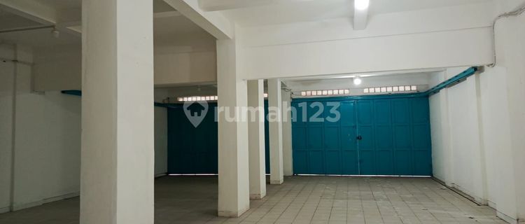 For Rent: Nice Shop House on Sudirman, Bandung 1