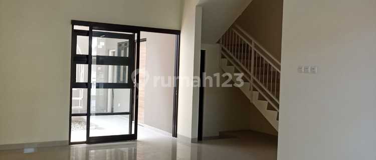 For Rent: Ready-to-Occupy House in Kembar-Sriwijaya 1