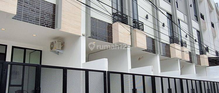 Rumah Baru Minimalis Modern Di Duri Kepa Tersedia 4 Unit 1