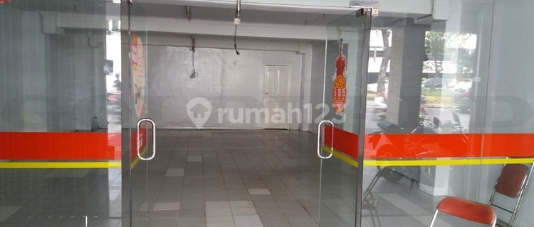 For Rent: Hayam Wuruk 7x20 Shophouse Suitable for Minimarket and Restaurant 1