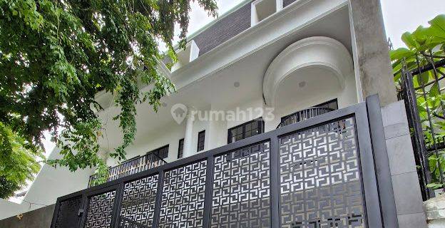 Rumah Baru 3lantai Di Tomang  1