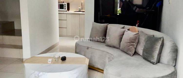 Disewakan Rumah Magenta Summarecon Bekasi Furnish 2 Kamar  1