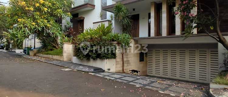 Rumah Bagus Shm Pejaten Barat Jakarta Selatan 1