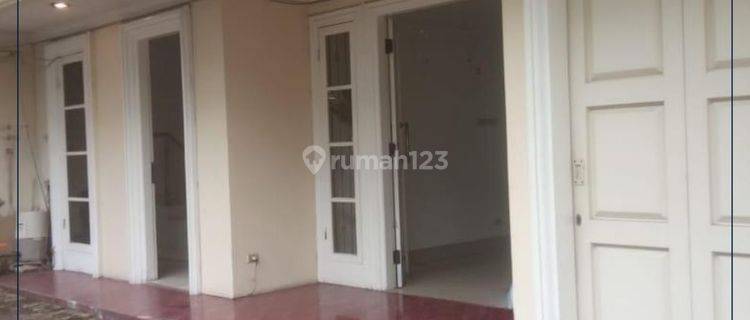 Rumah Tinggal 3 Lantai Tomang Jakarta Barat  1