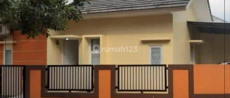 Dijual Cepat Rumah Strategis di Griya Jatiraden 3, Bekasi 1