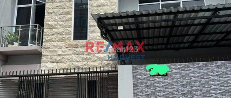 DIJUAL RUMAH MEWAH & BAGUS, Bangunan Baru. Komplek Jembatan Dua. Lokasi Strategis, Siap Huni Rumah 4 Lantai Semi Furnished Bagus SHM - Sertifikat Hak Milik di Rumah Komplek Jembatan Dua, Jembatan Dua 1