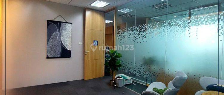 Dijual Murah & Bagus. Office Space Lippo St Moritz, Siap Pakai  1