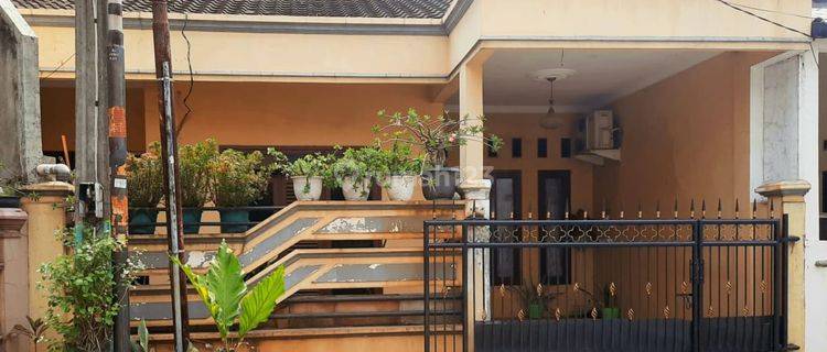 Dijual cepat rumah pondok timur indah, Mustikasari 1