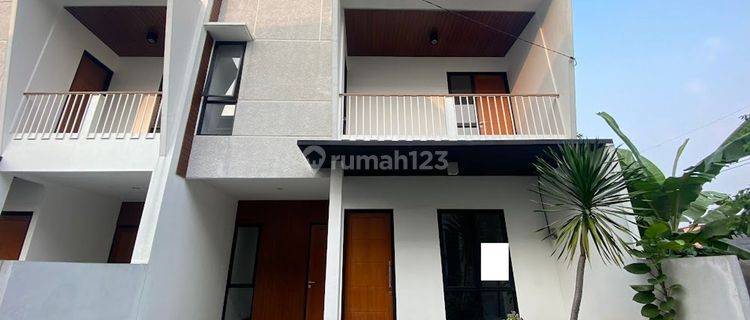 Rumah 3 KT di Depok 9 Menit ke Terminal Siap Renov Harga Nego J25639 1