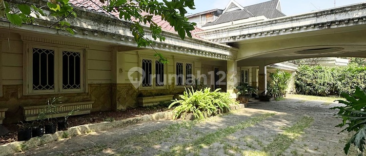 Classic Residence in Prime Area, Menteng, Central Jakarta 1