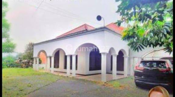 Ruang usaha atau kantor strategis tengah kota Semarang daerah elit Candi siap pakai dekat Akpol dekat simpang lima dekat tugu muda disewakan di Merapi gajahmungkur Semarang atas 1