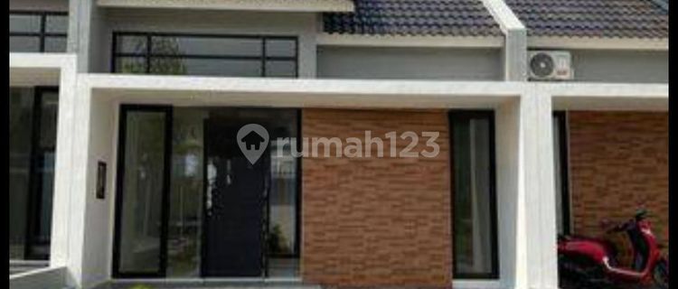 Affordable modern minimalist house in downtown Semarang, move-in ready, near Unimus and Undip campuses, for sale in Citragrand Sambiroto Tembalang, South Semarang. 1