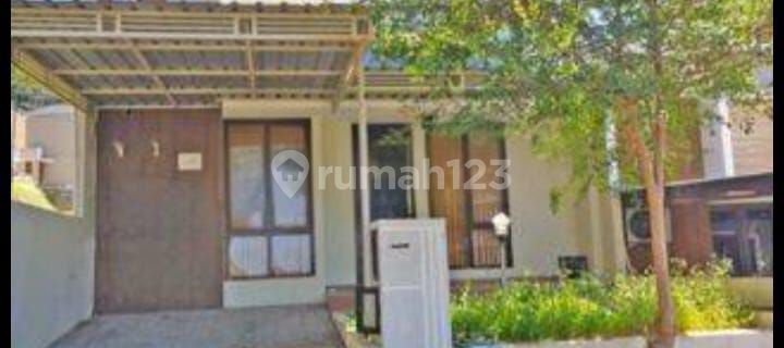 Affordable nice house in downtown Semarang, ready to occupy, near Unimus and Undip campuses, for sale at Pandanaran Hill, Sambiroto, Tembalang, South Semarang. 1