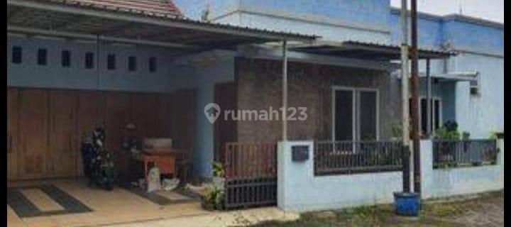 Rumah besar tengah kota Semarang siap huni dekat kampus Undip dekat tol dijual di Griya prima Ngesrep Srondol Banyumanik Semarang selatan 1