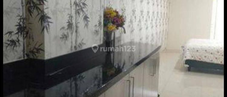 apartemen tipe studio tengah kota Semarang siap huni dekat simpang lima dijual di Louis kienne simpang lima ( Warhol ) jl Ahmad yani semarang tengah 1