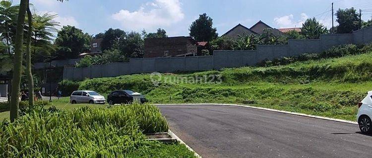 Tanah strategis tengah kota Semarang daerah elit dekat tol dekat Akpol dekat sekolah internasional dijual di Graha Candigolf Jangli Candisari Tembalang Semarang atas 1