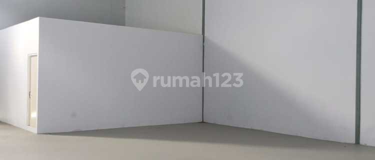 Strategic Warehouse in Downtown Semarang, Container Access Near KIC Gatsu, Close to Toll Gate, Near Pantura, For Rent in BSB Industrial Park Warehouse Area, BSB City, Ngaliyan, West Semarang. 1