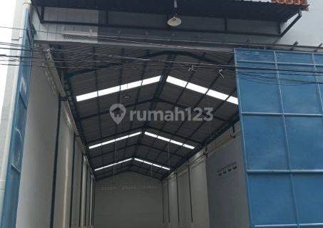 Disewakan Gudang Baru Di Area Pergudangan Kedinding Surabaya 1