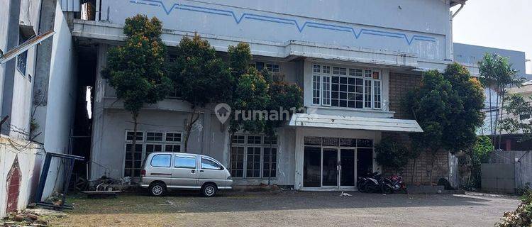 Turun Harga, Gudang Jl. Bandengan Utara, Penjaringan, Jakarta Utara 1