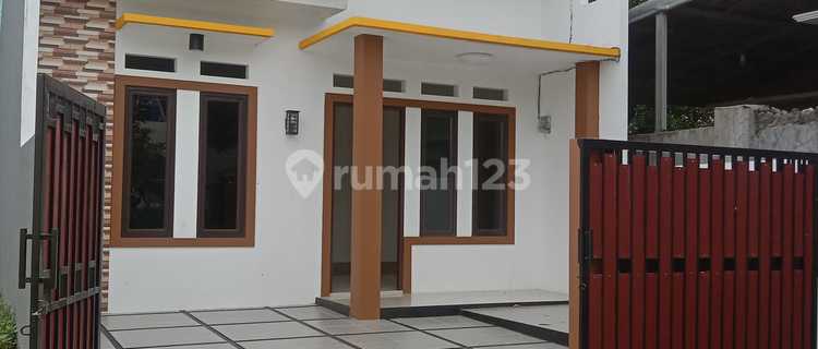 For Sale Cheap 3 Bedroom House in Senopati Estate East Bekasi 1