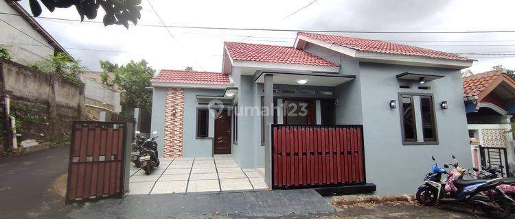 Dijual Rumah Modern Lt90 Dekat Stadion Pakansari Bogor  1