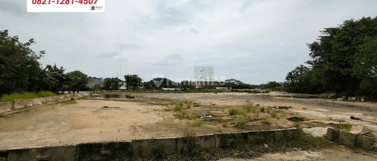 Disewakan Tanah 1 Hektar Di Jln Transyogie, Cibubur, Lebar Muka 20 Meter, Tanah Sudah Di Cor. 1