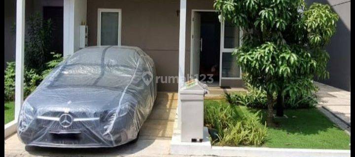 Di jual rumah strategis dan siap huni daerah Summarecon Bandung 1