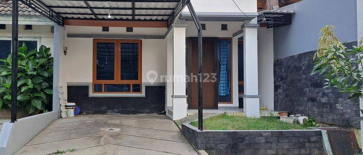 Disewakan Rumah Sebelah Mall Pw Paradise Serpong City Tangerang Selatan 1