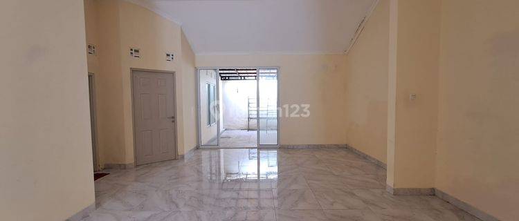 DISEWAKAN RUMAH  PARADISE SERPONG CITY TANGERANG SELATAN 1