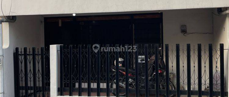 Rumah Di Simokerto 1.5 Lantai Dkt Kenjeran 1