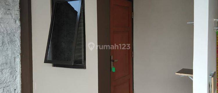 Pondok kost  bagus 2lantai SHM di tuparev strategis 1