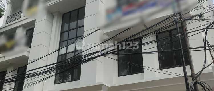 For Rent: Brand New Shop House in Tebet, Setiabudi, Guntur Area 1