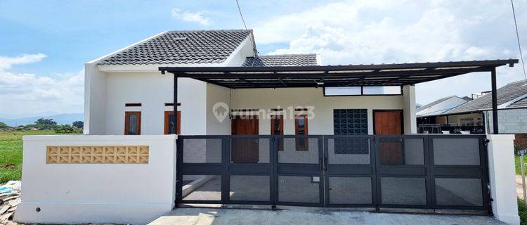 Rumah Minimalis Bandung Dengan Konsep Free Desain 1