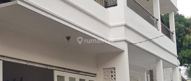 Rumah Bagus Strategis Siap Huni Di Haji Nawi Jaksel 1