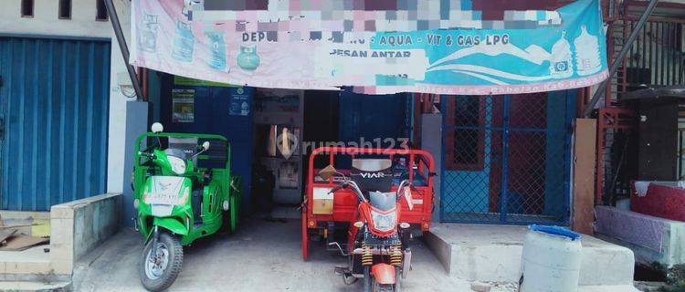 Dijual tempat usaha isi ulang yang masih berjalan di Pondok Ungu Bekasi 1