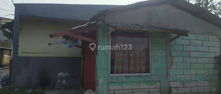 Dijual Rumah Bangunan lama  Samping Harapan Indah, Bekasi 1