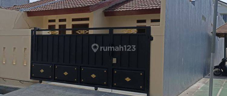 Dijual Rumah Baru di Bulevar Hijau Kota Harapan Indah Bekasi 1