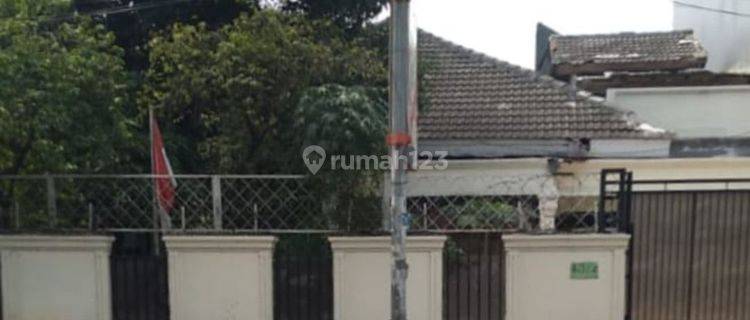 Rumah Tua Di Kolonel Sugiono Jakarta Timur  1