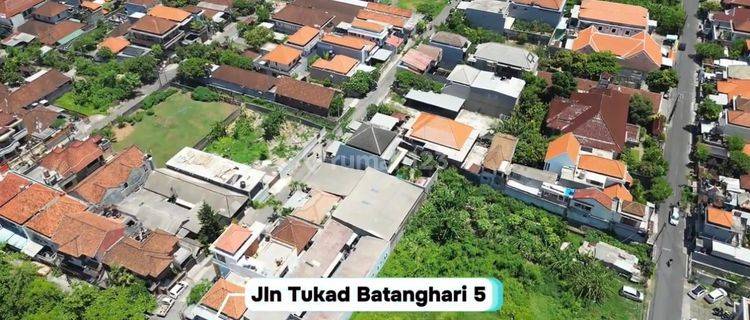  Rumah Semi Furnished Bagus SHM - Sertifikat Hak Milik di Jalan tukad bhatanghari renon, Renon 1