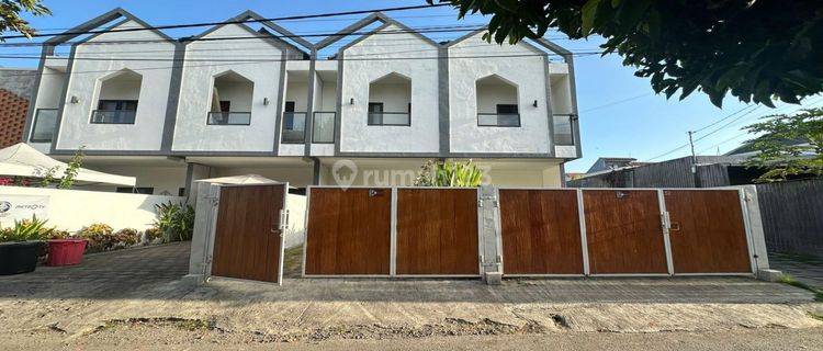  Rumah Kontrakan Semi Furnished Bagus HS - Hak Sewa di Jalan tukad balian renon, Renon 1