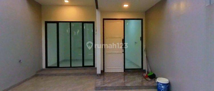 Rumah Baru Modern Minimalis, Kav Dki Meruya, Jakarta Barat 1