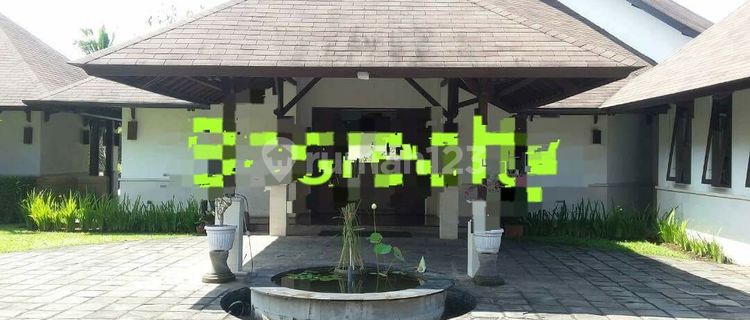 TOP URGENT DI JUAL VILLA LOKASI UBUD GIANYAR 1