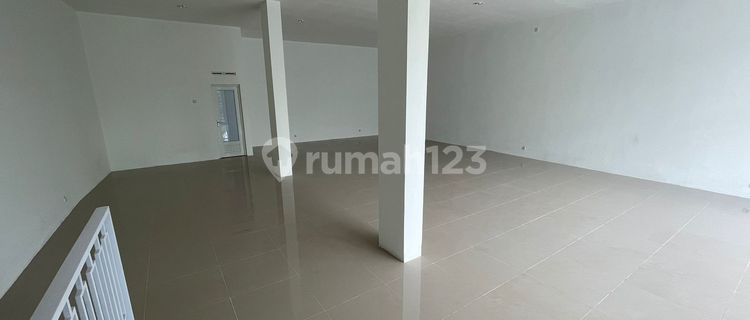 Affordable 3-Story Shop House 145.0 M² SHM Unfurnished in Surapati 1