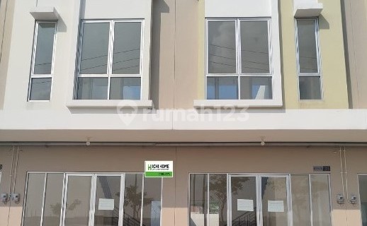 For Rent: Ready-to-Occupy Shophouse in Strategic Location at Tenjo 1